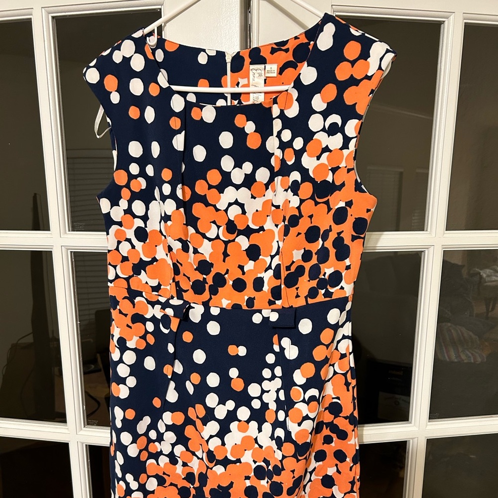 Colorful women’s dress size 8.  Excellent condition.  Emma and Michelle.  37”